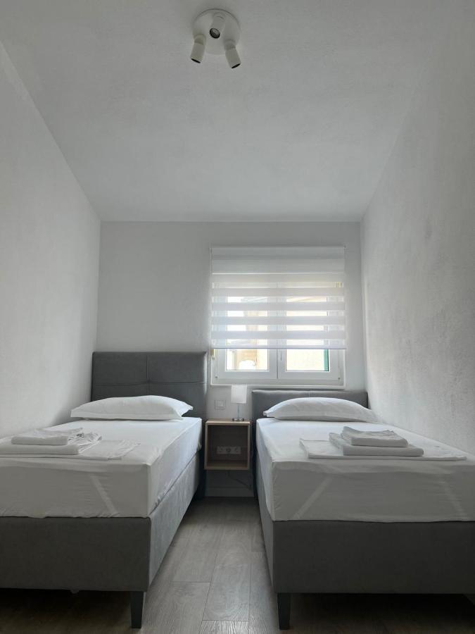 באסקה וודה Villa Luxuria מראה חיצוני תמונה