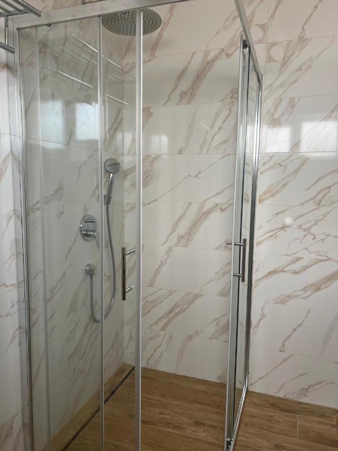 באסקה וודה Villa Luxuria מראה חיצוני תמונה